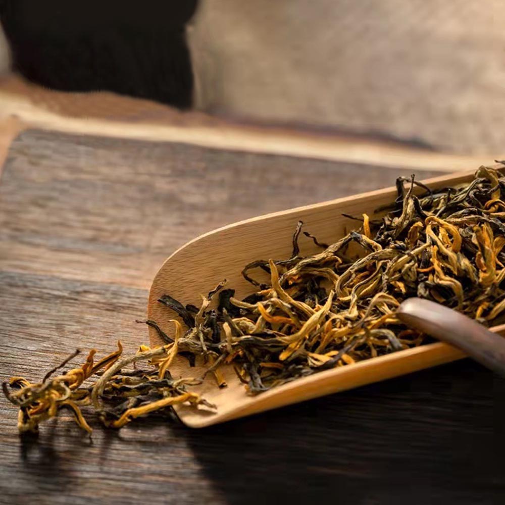 Yunnan's Black Tea Golden Buds Yunnan's Black Tea Golden Buds